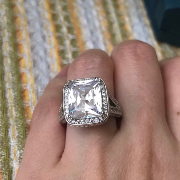 Size 7 Brand New Engagement Wedding Band Ring - Picture 6 of 7